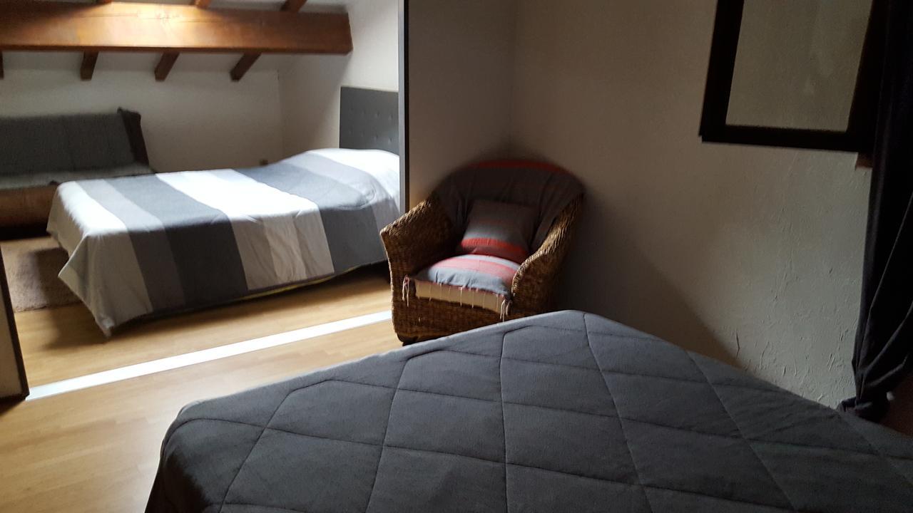 Hotel Aux Oliviers Homps  Esterno foto